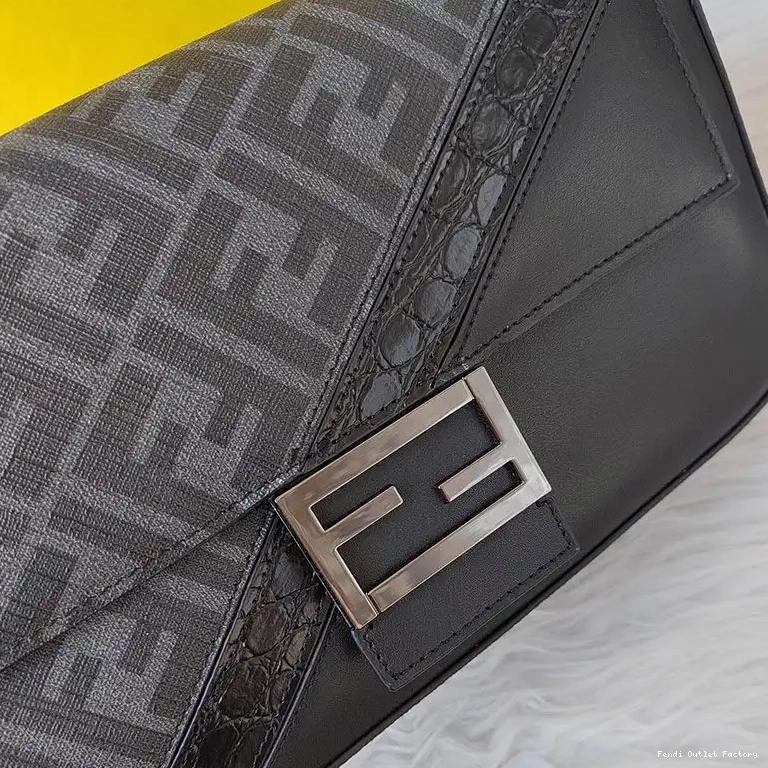 Vintage HOT Motif Fendi In Medium FF Baguette Fabric Black Bag 0614